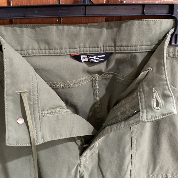 MEC hiking pants olive green - Picture 5 of 6
